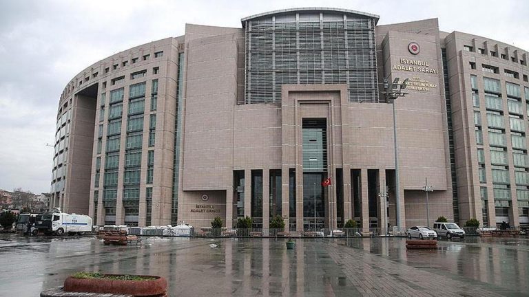 İstanbul'da yasa dışı bahis operasyonunda 2 şirketin altınlarına el konuldu