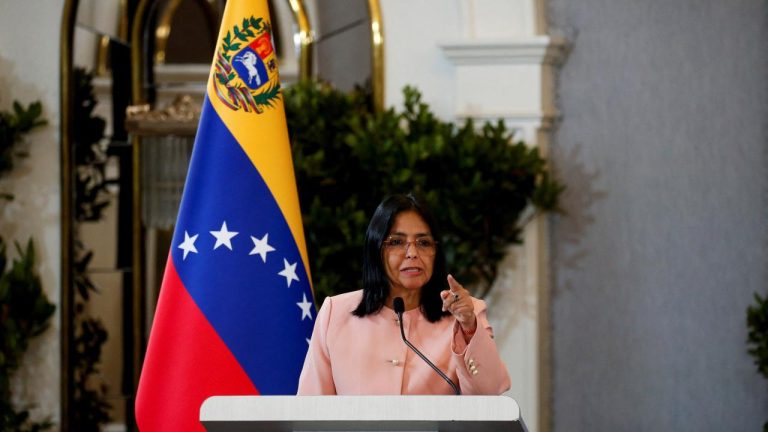 Venezuela Geçici Devlet Başkanı Rodriguez, ülkede demokratik geçiş sürecinin başladığını söyledi
