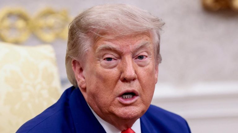 Trump, seçimlere hile karıştıranları ihbar edenlere 1 milyon dolar ödeneceğini duyurdu